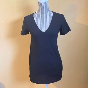 Victoria Secret PINK (Women’s Black Tee)